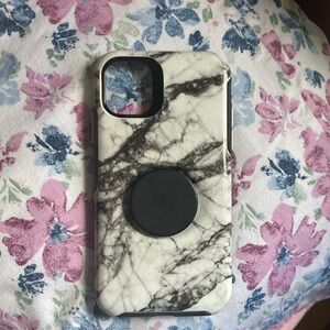 Otter box iPhone 11 case